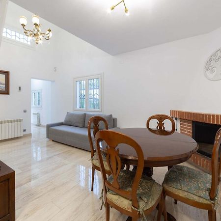 Вілла Silom House Сан-Пере-де-Рібес Екстер'єр фото